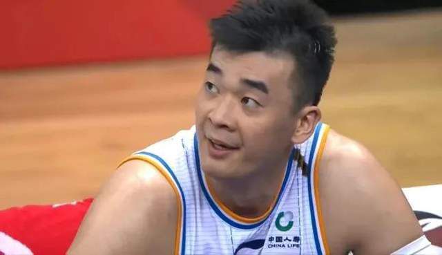 《变形金刚4》中国演员招募12强 技术宅男林柏宏 2013-08-08 台湾超萌正太林柏宏自2007年入行后，陆续参与广告、MV和戏剧的演出，演艺经验丰富。